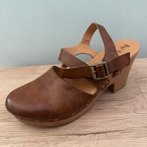 Korks Abloom Vegan Leather Clog in Brown- 11M